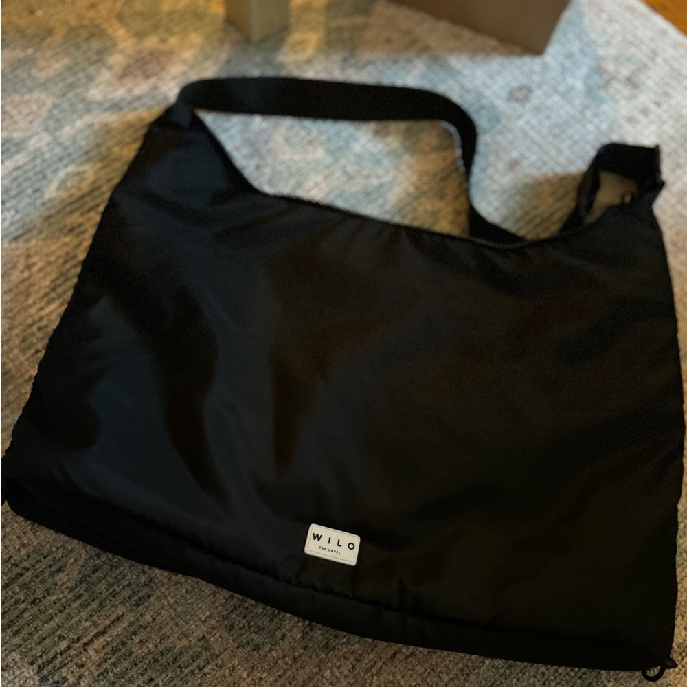 WILO large crossbody bag